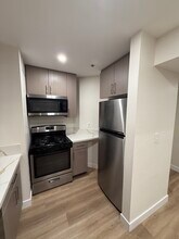 315 Chester St in Glendale, CA - Foto de edificio - Building Photo