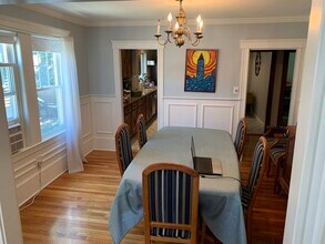 38 Matignon Rd, Unit b in Cambridge, MA - Foto de edificio - Building Photo