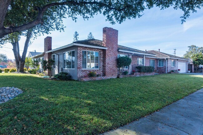 property at 2762 Scott St