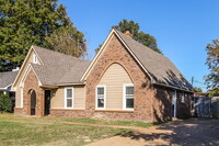 6150 Valleydale Dr in Memphis, TN - Foto de edificio - Building Photo