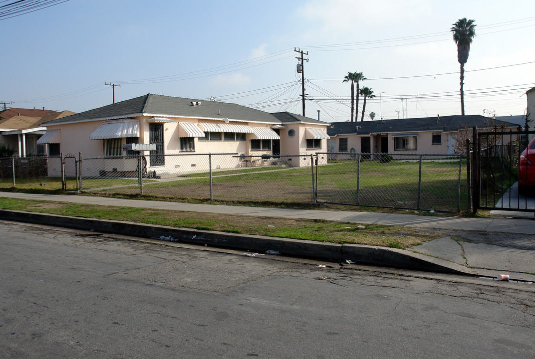 11028-11032 S Burin Ave in Inglewood, CA - Building Photo