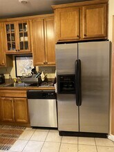 380 Riverway-Unit -Apt 3 in Boston, MA - Foto de edificio - Building Photo