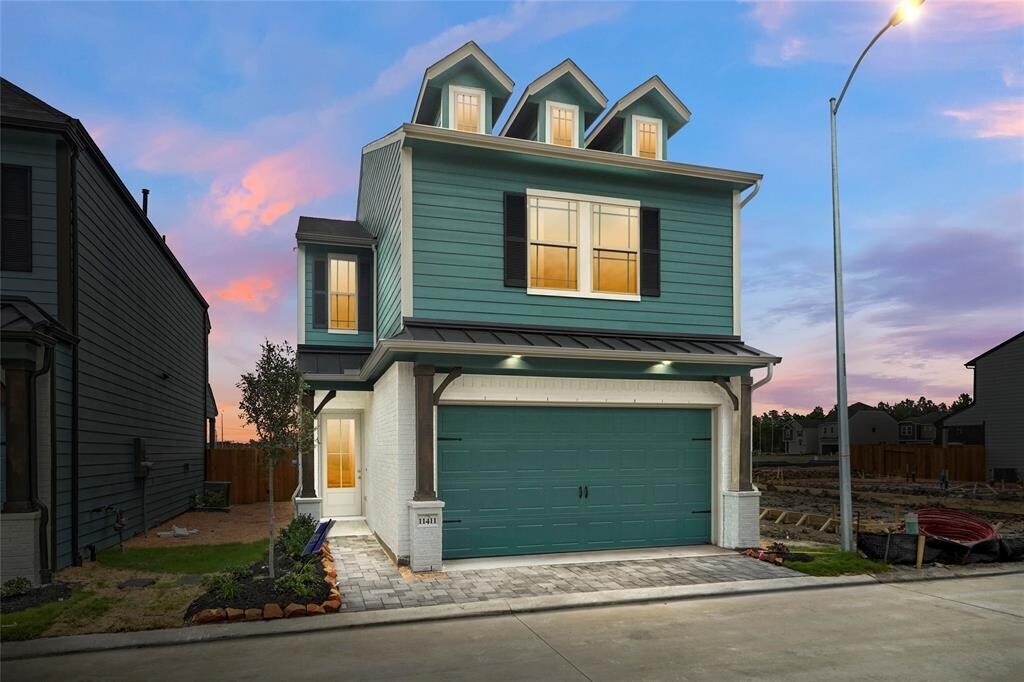 11411 Waterford Spg Trl in Houston, TX - Building Photo