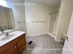 299 Mt Support Rd in Lebanon, NH - Foto de edificio - Building Photo