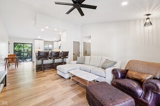 5 Woodacre Dr in Carmel, IN - Building Photo - Building Photo