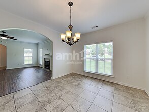 6795 Jessie Hoyt Dr in Olive Branch, MS - Foto de edificio - Building Photo