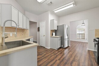 18534 Burgundy Sky Way in Cypress, TX - Building Photo - Building Photo