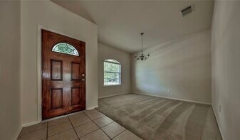 18 Milepost Ct in The Woodlands, TX - Building Photo