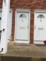 2 Colonial Dr in Wappingers Falls, NY - Building Photo