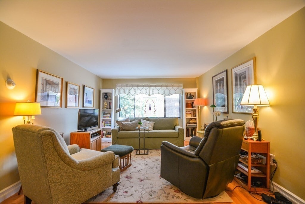 9 Ryder St, Unit 15 in Arlington, MA - Building Photo