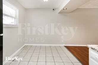 176 Fairwood Dr, Unit C1 in Bolingbrook, IL - Building Photo - Building Photo