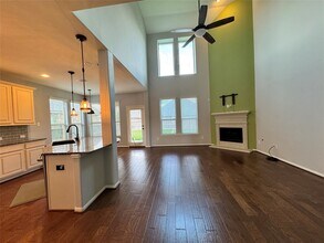 2815 Weldons Forest Dr in Katy, TX - Foto de edificio - Building Photo