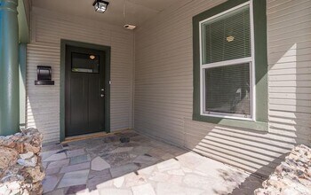 3011 Spurlock St in Dallas, TX - Building Photo - Building Photo
