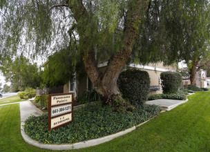 Panorama Pointe in Bakersfield, CA - Building Photo - Building Photo