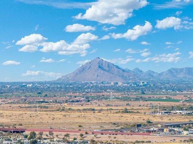 1759 N Spring Cir in Mesa, AZ - Building Photo - Building Photo