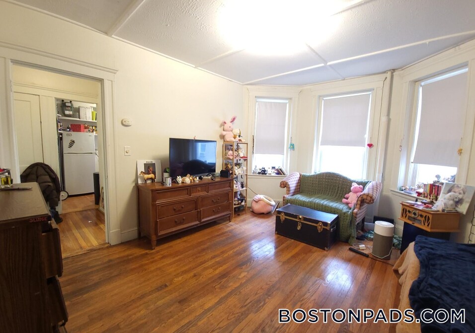 1179 Boylston St in Boston, MA - Building Photo