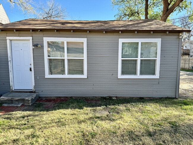 2107 14th St in Lubbock, TX - Building Photo - Building Photo