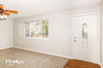 1050 Ross Ct in Franklin, IN - Building Photo - Building Photo
