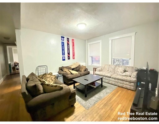 447 Park Dr, Unit 1A in Boston, MA - Foto de edificio