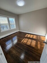 95 Willowwood St in Boston, MA - Foto de edificio - Building Photo