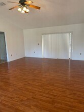 1271 Masada Ln in Spring Hill, FL - Building Photo - Building Photo