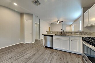 19027 Yaupon Pass Dr in Cypress, TX - Building Photo - Building Photo
