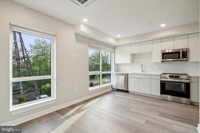 property at 3449 Scotts Ln