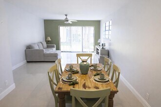 11596 NW 45th St in Coral Springs, FL - Building Photo - Building Photo