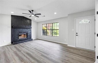 2246 Hightrail Ct in Lithonia, GA - Building Photo - Building Photo