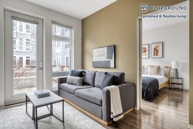 445 Artisan Way