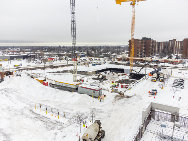 1405 Baseline Rd in Ottawa, ON - Building Photo - Building Photo