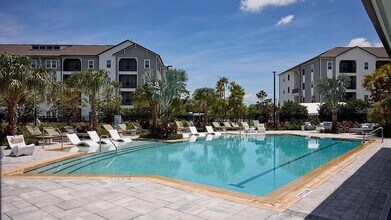 9500 Grandtree Ave, Unit A1 in Venice, FL - Building Photo - Building Photo