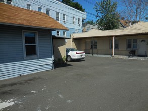 441-447 E 30th St in Paterson, NJ - Building Photo - Building Photo