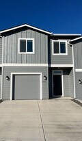 6496 W 36th Pl in Kennewick, WA - Building Photo