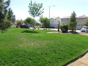 10614 Corte Sierra St in Las Vegas, NV - Building Photo - Building Photo