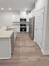 1300 Leeway Dr in Pensacola, FL - Building Photo - Building Photo