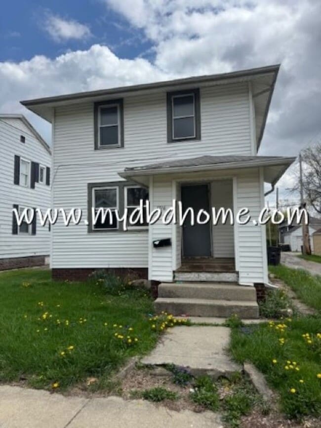 property at 1516 Bayer Ave