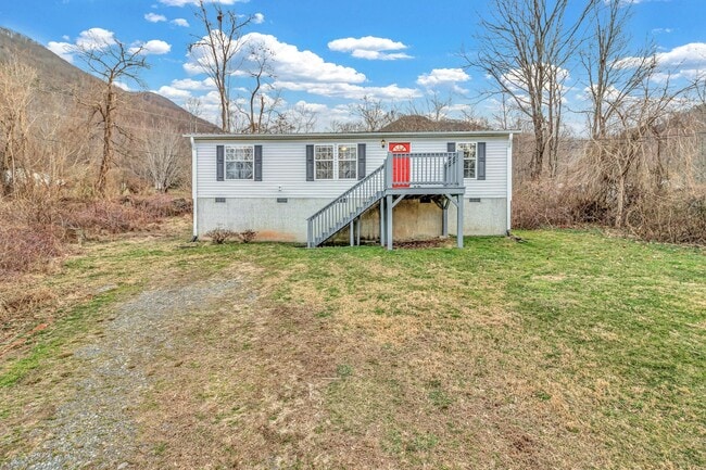 property at 9 Harwood Cemetary Rd