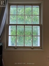21 Squires Ave in Toronto, ON - Building Photo - Building Photo