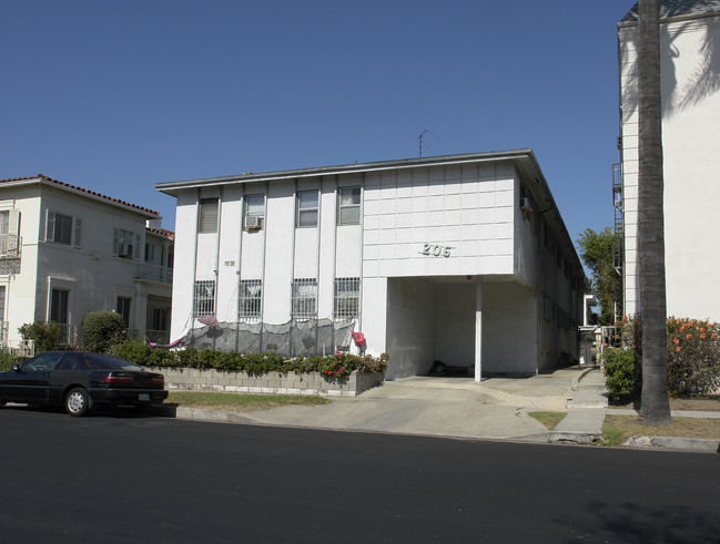 206 N St. Andrews Pl in Los Angeles, CA - Building Photo - Building Photo