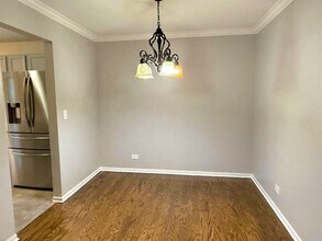 314 Wildberry Ct in Schaumburg, IL - Building Photo - Building Photo