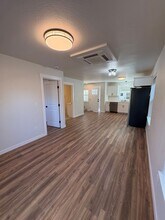 1174 Woodrow Ln in Medford, OR - Building Photo - Building Photo