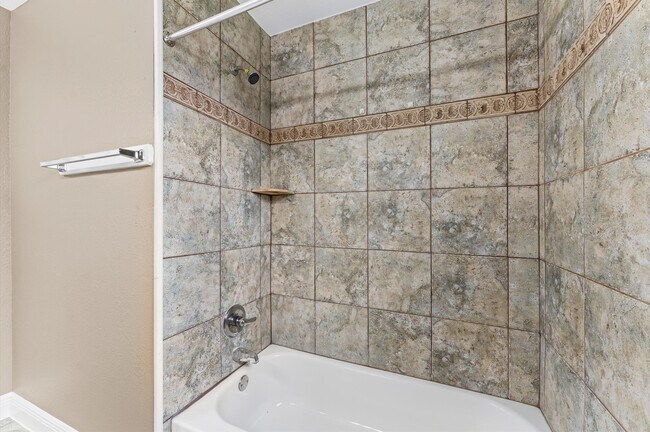 5646 Belmark St in Houston, TX - Building Photo - Building Photo