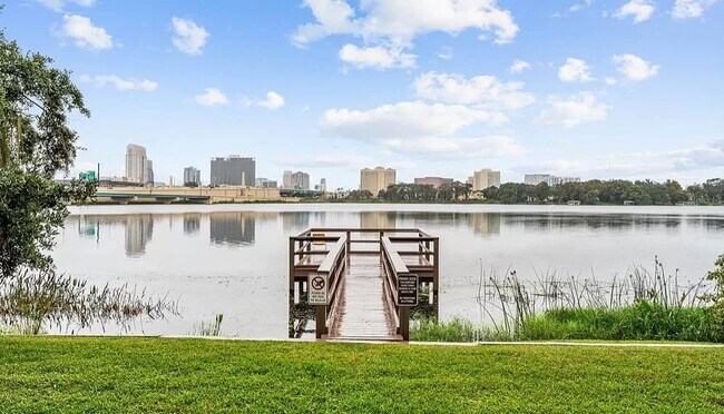 320 Lakeview St in Orlando, FL - Building Photo - Building Photo