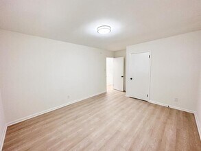 815 Dana Pl in Greensboro, NC - Building Photo - Building Photo