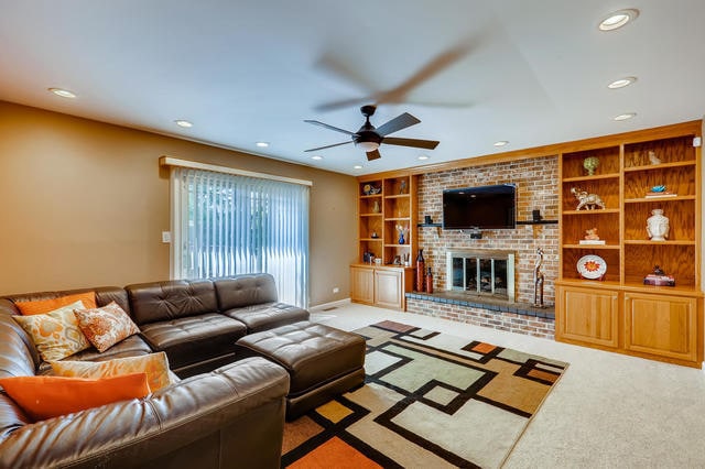 4210 Portage Ln in Hoffman Estates, IL - Building Photo - Building Photo