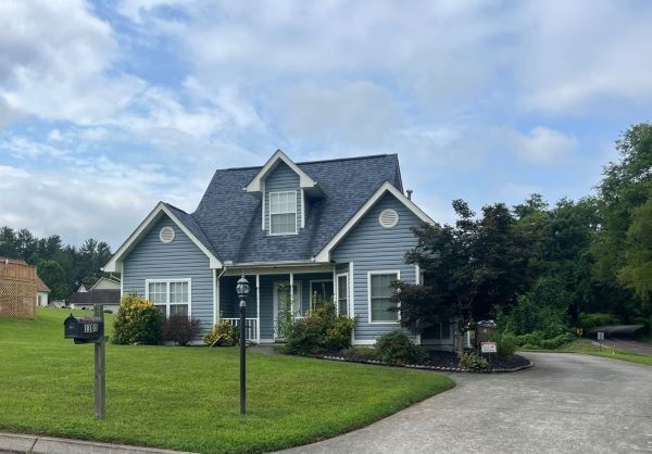 1101 Fellowship Ln SE in Knoxville, TN - Building Photo
