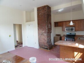 358 Broadway in Somerville, MA - Building Photo - Building Photo