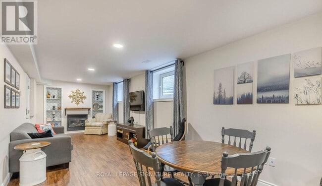 property at 10 Duval Dr