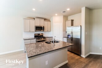 1110 Nashua Square in San Antonio, TX - Building Photo - Building Photo